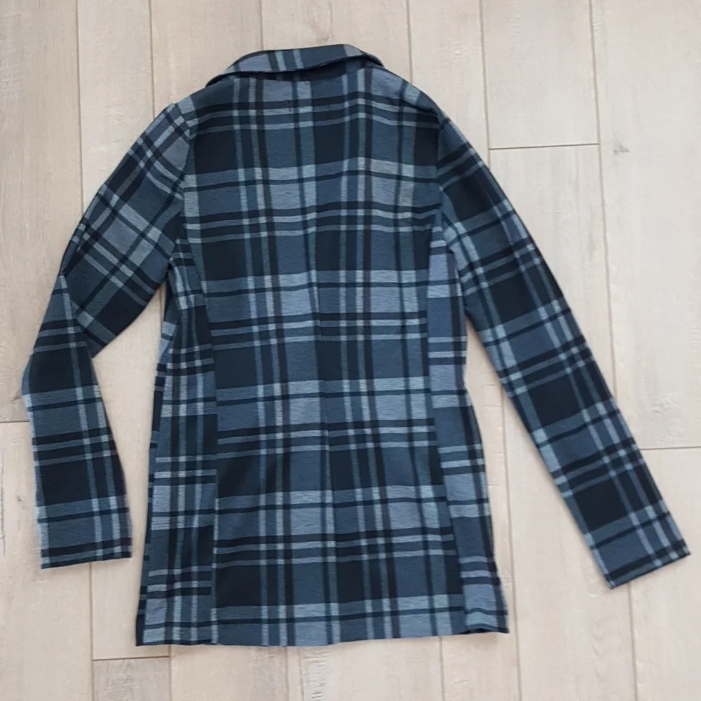 Le Château Longer Length Plaid Blue Blazer - Picture 2 of 7